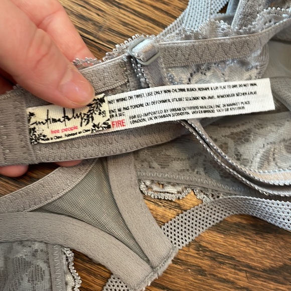 Free People Intimately Gray Lace Strappy Bra - Picture 4 of 8
